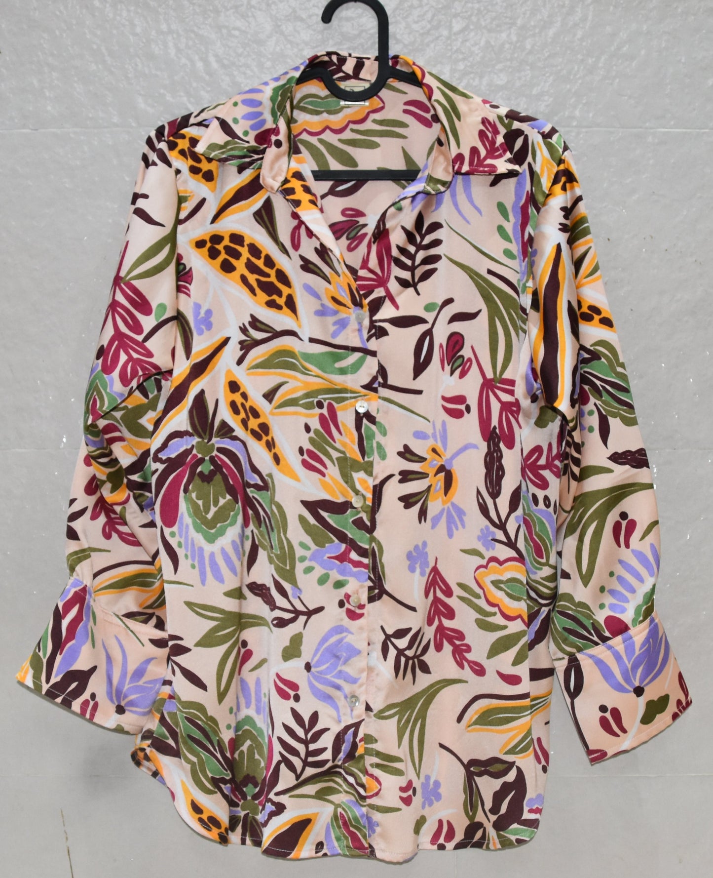 Classic floral printed shirt